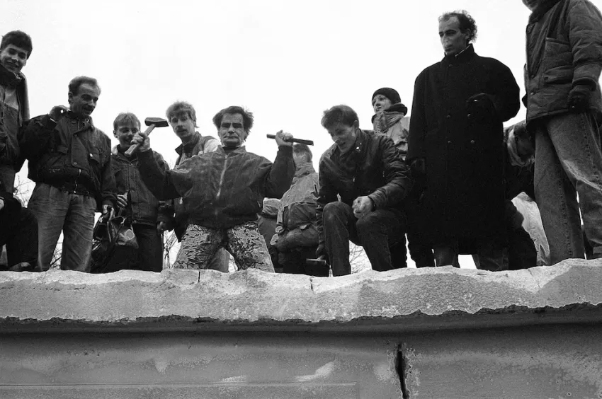SE CUMPLEN 36 AÑOS DE LA CAÍDA DEL MURO DE BERLÍN, SÍMBOLO DEL FIN DE LA GUERRA FRÍA