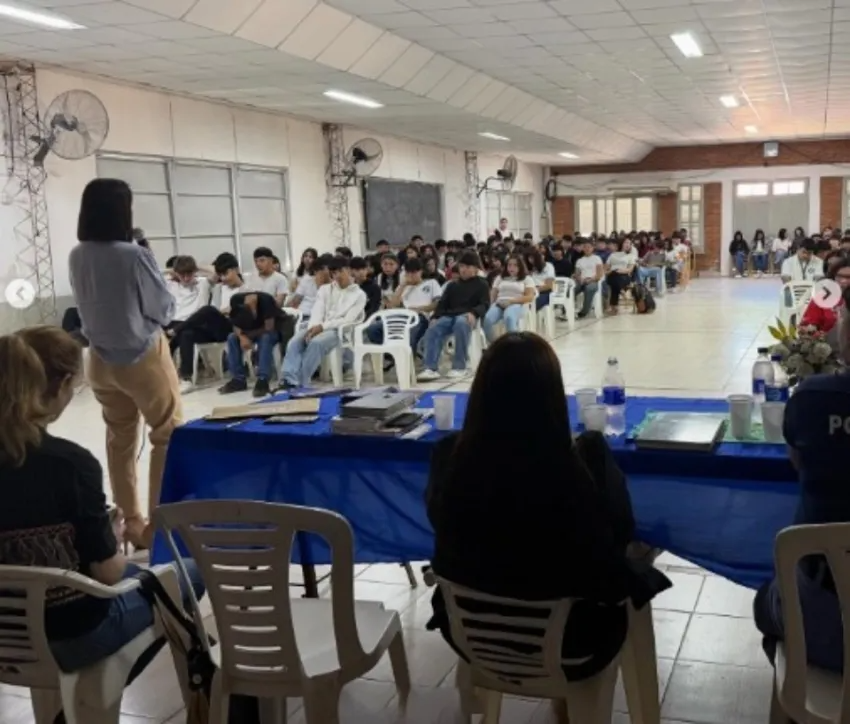 SÁENZ PEÑA IMPULSA CHARLAS EN ESCUELAS PARA PREVENIR LA VIOLENCIA CONTRA LAS MUJERES