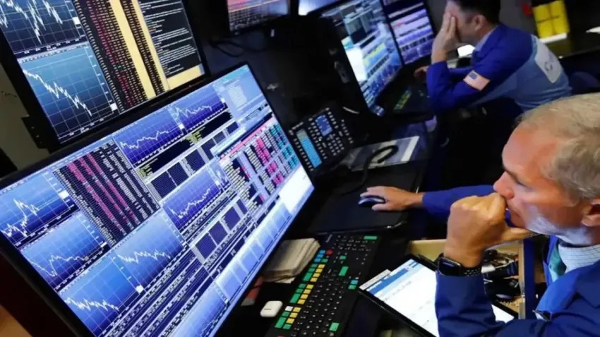 EL RIESGO PAÍS CAYÓ DEBAJO DE 600 PUNTOS Y CRECE EL INGRESO DE DÓLARES AL MERCADO