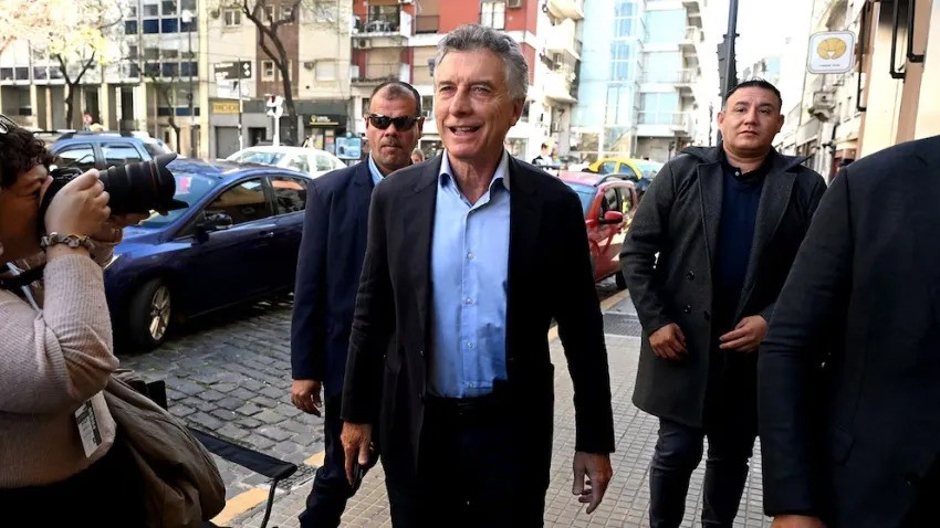 LINDO GATITO: MACRI CUESTIONÓ EL ALINEAMIENTO INTERNACIONAL DE MILEI 