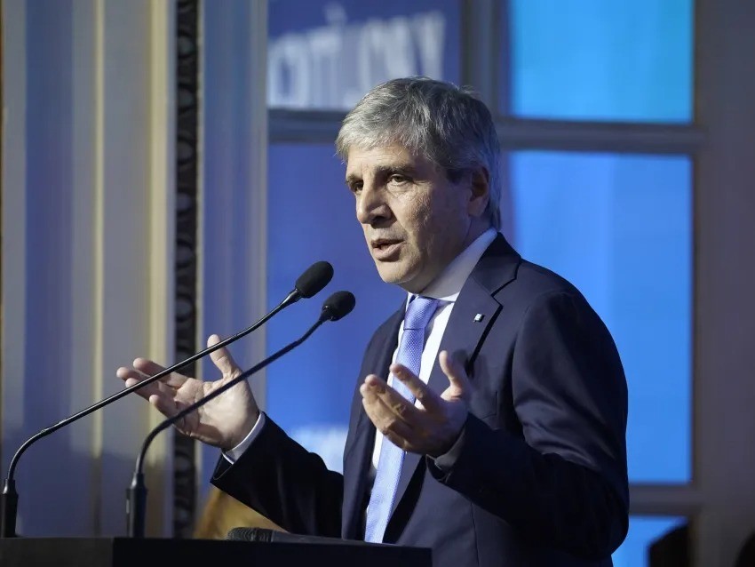 CAPUTO DESMINTIÓ HABER NEGOCIADO UN RESCATE BANCARIO POR $ 20.000 MILLONES PARA LA NACIÓN