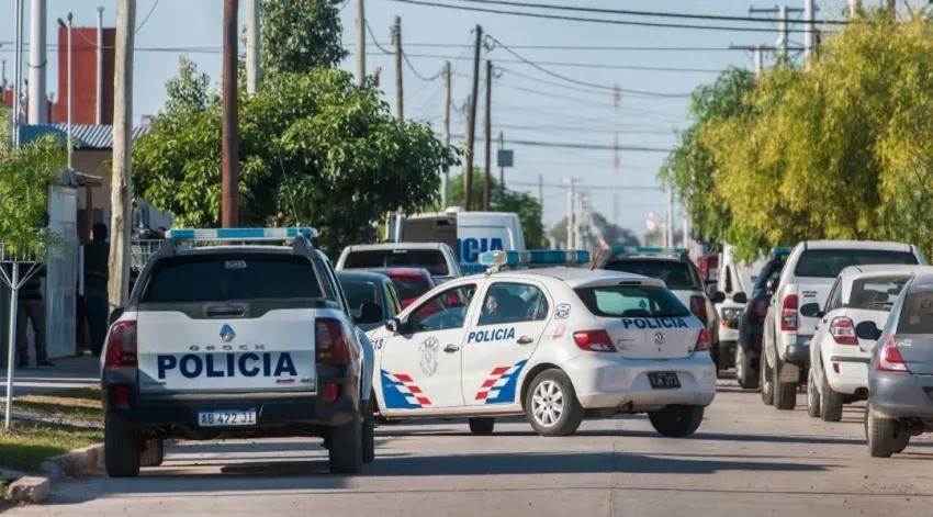 HORROR EN SANTIAGO DEL ESTERO: ARRESTARON A UN HOMBRE ACUSADO DE ABUSAR DE SU PRIMA DE 13 AÑOS Y EMBARAZARLA