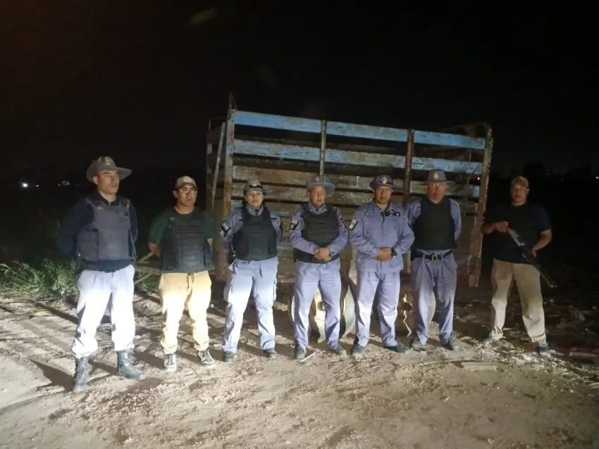 LA POLICÍA RURAL RECUPERA UN TRÁILER ROBADO TRAS UN EXTENSO OPERATIVO EN BAJO HONDO