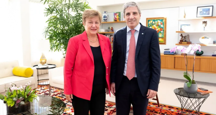 CAPUTO DEBE PAGAR HOY EL ÚLTIMO VENCIMIENTO DEL AÑO CON EL FMI POR US$ 825 MILLONES