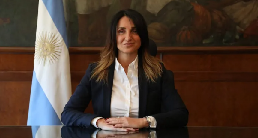 RENUNCIÓ LA VICEMINISTRA DE SALUD CECILIA LOCCISANO TRAS LA VICTORIA ELECTORAL DEL GOBIERNO