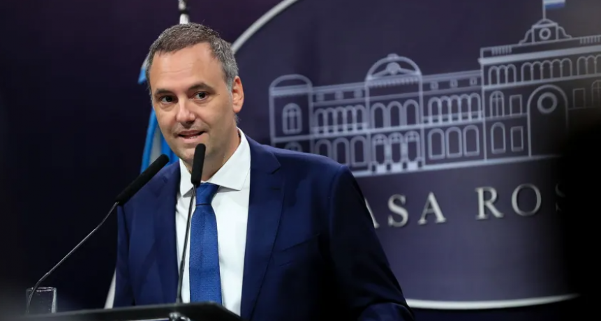 AUMENTOS, INVERSIONES Y DESREGULACIÓN: EL RESUMEN SEMANAL DEL GOBIERNO SEGÚN ADORNI