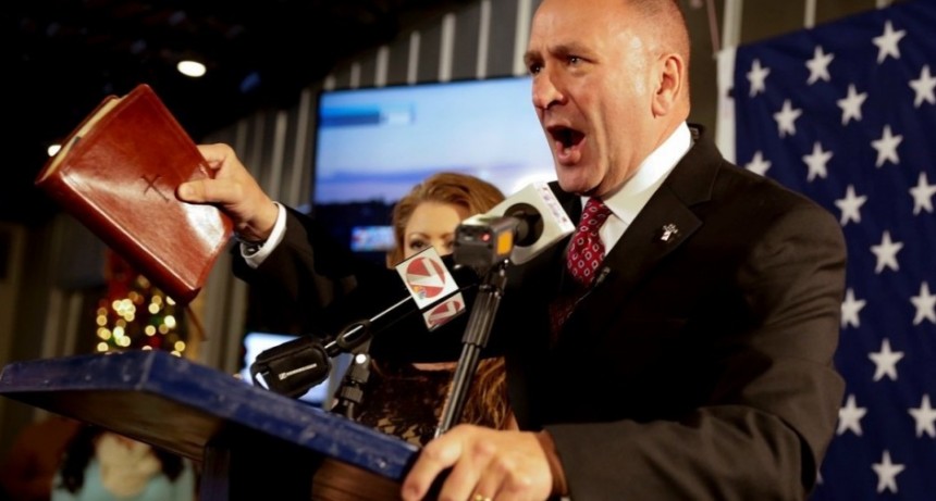 CLAY HIGGINS, THE SOLE VOTE AGAINST THE LAW REQUIRING THE PUBLICATION OF EPSTEIN FILES: WHO HE IS AND WHY HE OBJECTS