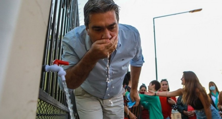 NO ES HONORABLE: LLA PRESENTÓ UNA IMPUGNACIÓN CONTRA CAPITANICH PARA QUE NO ASUMA EN EL SENADO