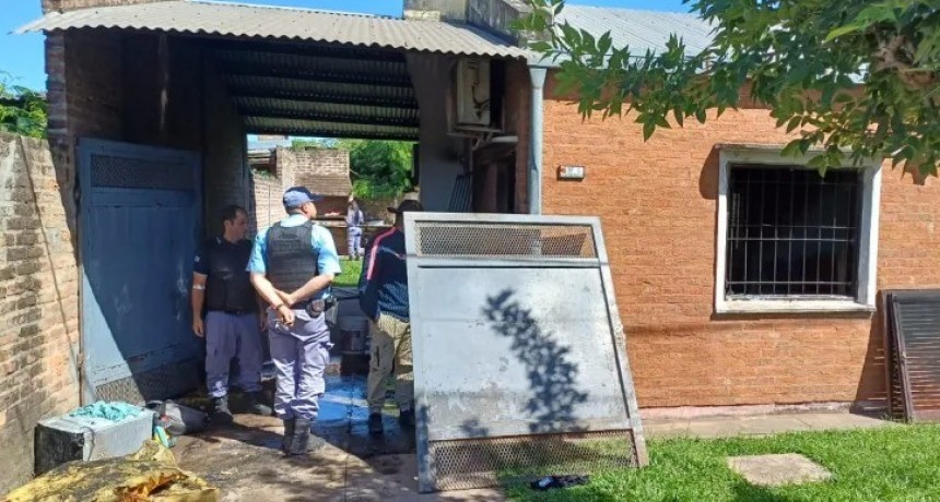 INTENTARON INCENDIAR LA VIVIENDA DE LA CONDUCTORA TRAS LA MUERTE DEL NIÑO TOBÍAS EN FONTANA