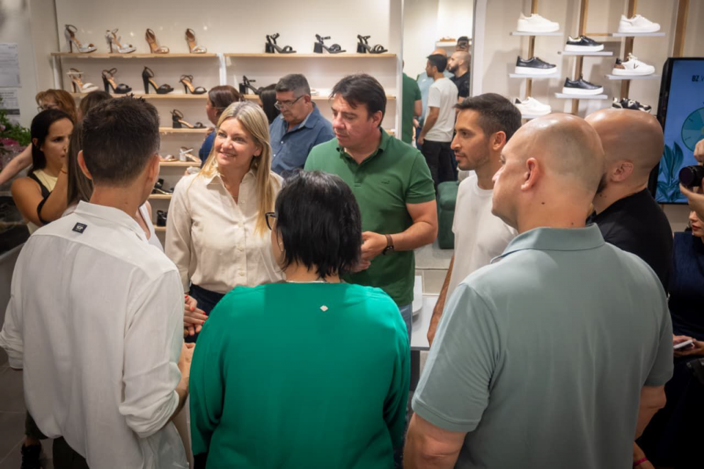 RESISTENCIA VIVIÓ UNA EXITOSA “NOCHE DE LAS PEATONALES” QUE IMPULSÓ EL MOVIMIENTO COMERCIAL, GASTRONÓMICO Y CULTURAL