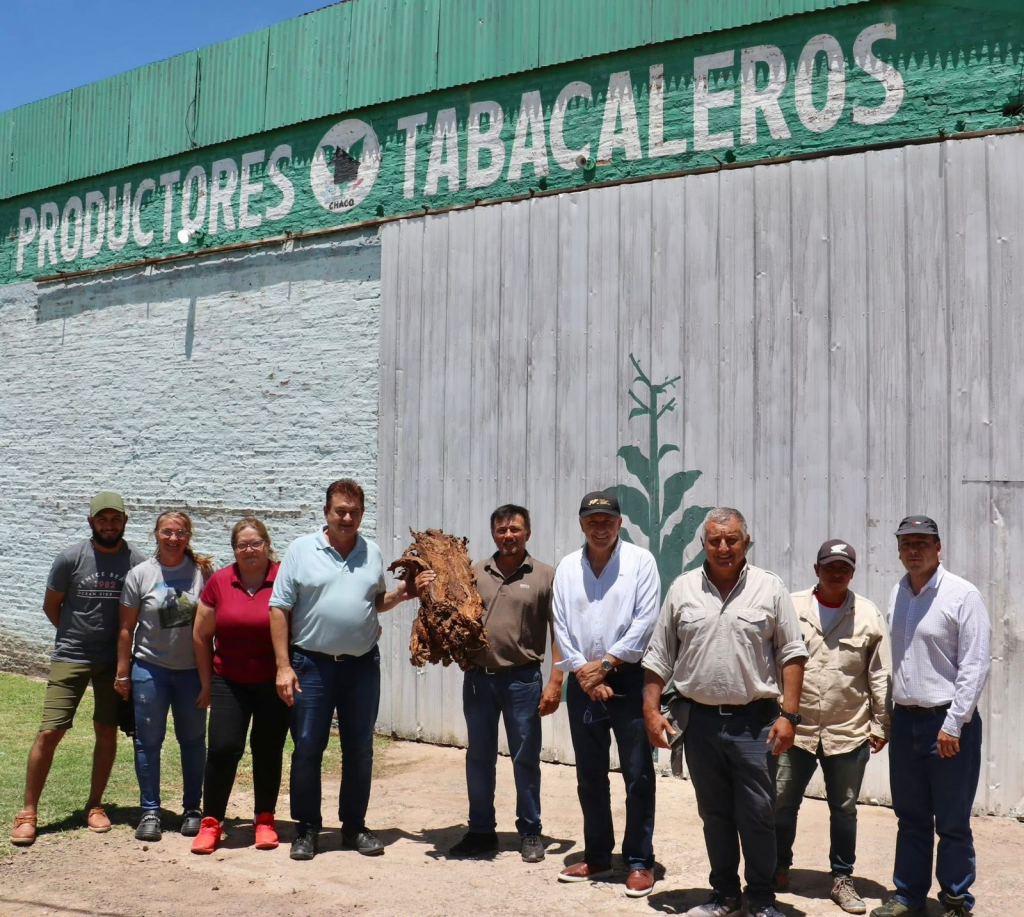 DUDIK DESTACÓ EL BUEN PRESENTE DE LA PRODUCCIÓN TABACALERA EN EL ZAPALLAR NORTE Y LOS PARAGUAYOS