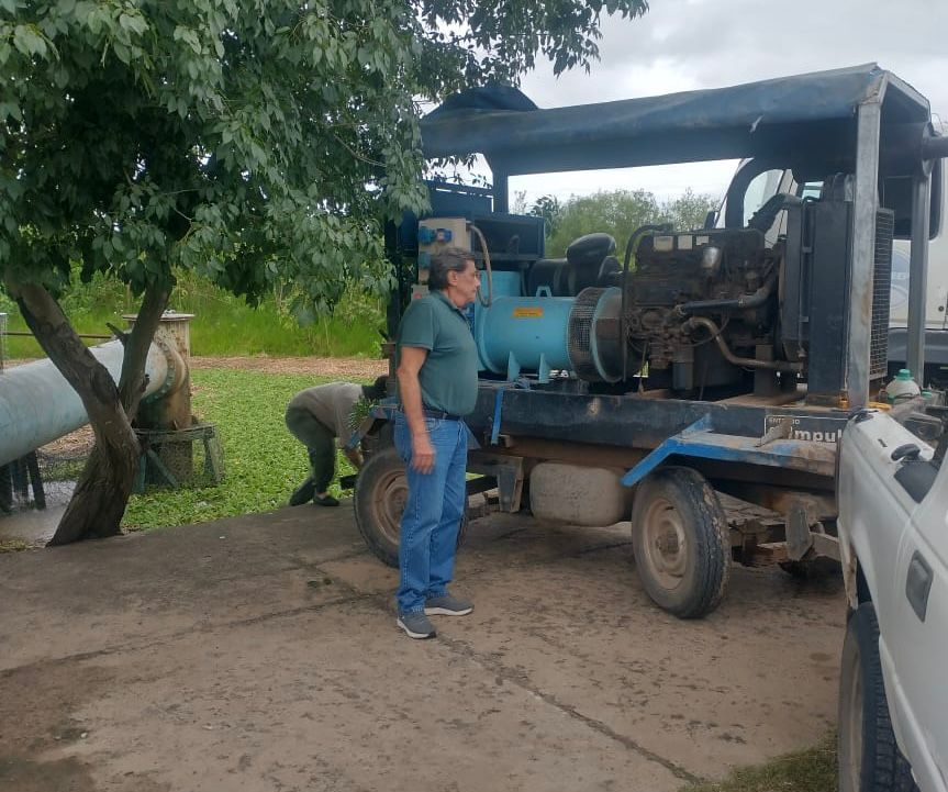 EL TRABAJO NO SE DETIENE: EL GOBERNADOR ZDERO INTENSIFICA ACCIONES ANTE LAS LLUVIAS EN DIFERENTES ZONAS DEL CHACO
