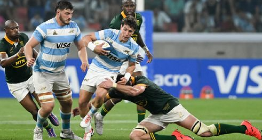 LOS PUMAS 7S CAYERON ANTE SUDÁFRICA Y QUEDARON SUBCAMPEONES EN CIUDAD DEL CABO